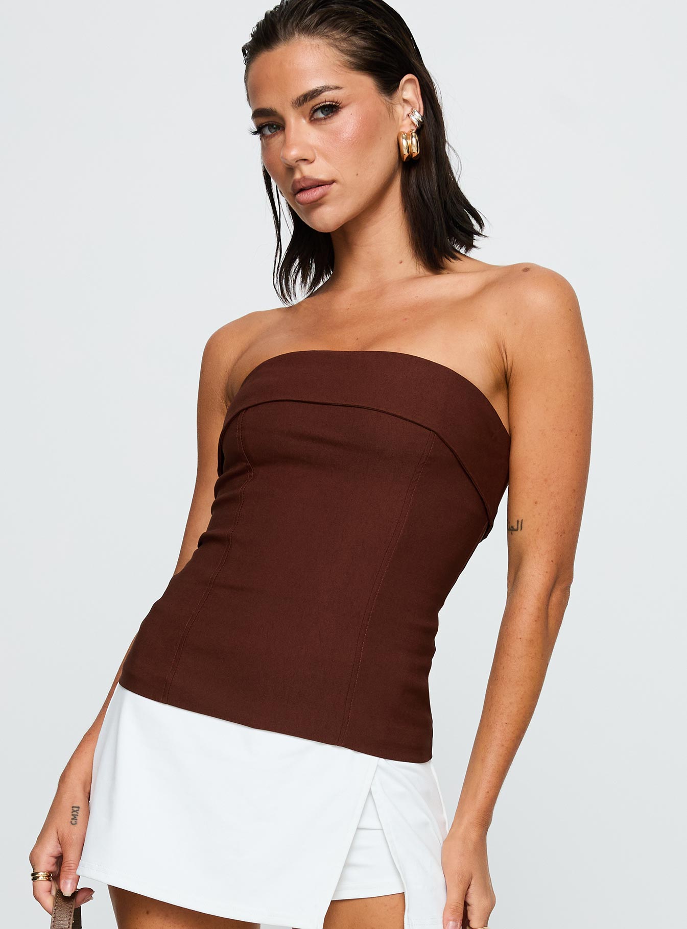 Good Looking Strapless Top Currant