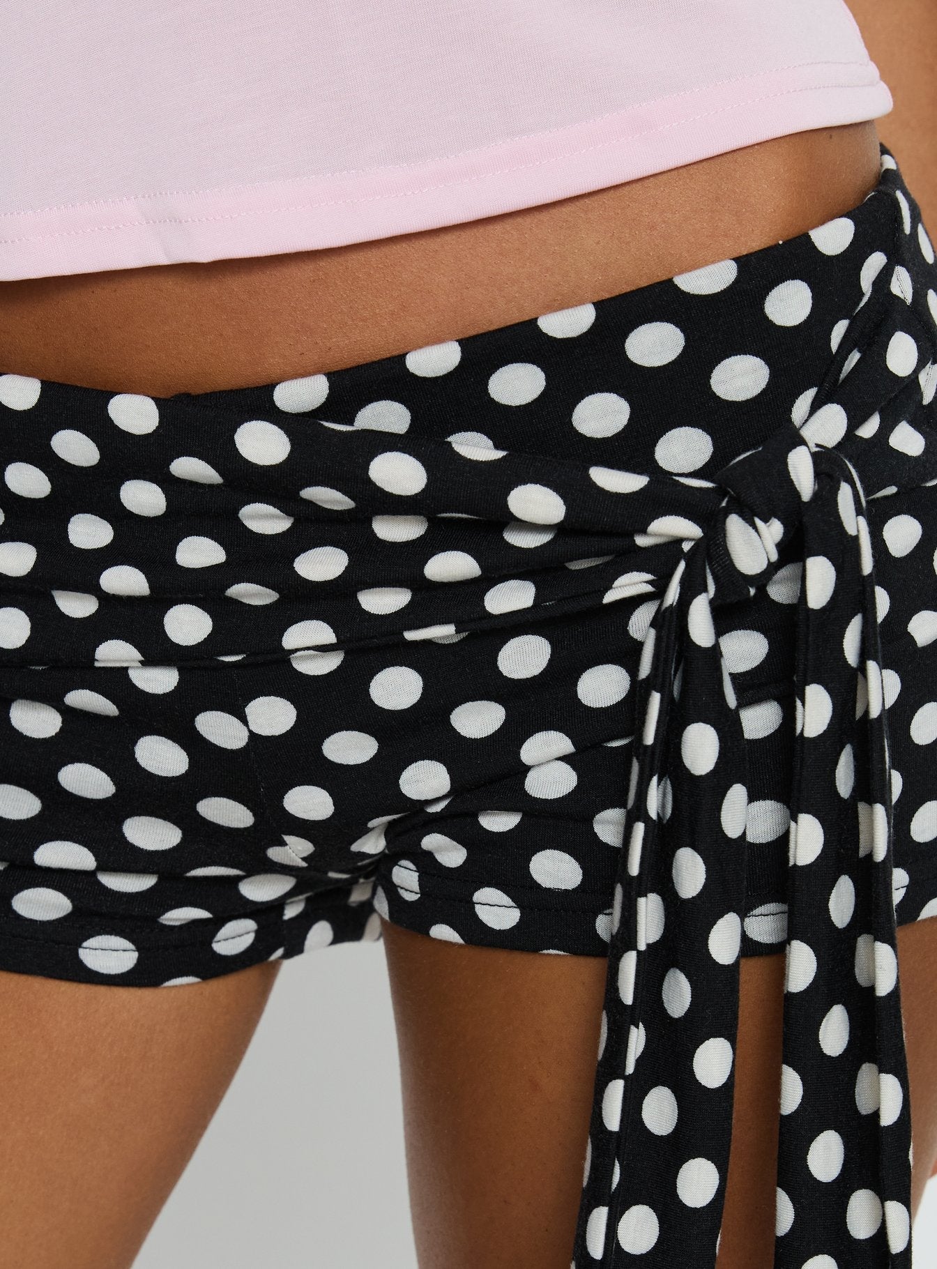 Declanne Wrap Micro Shorts Black Polka