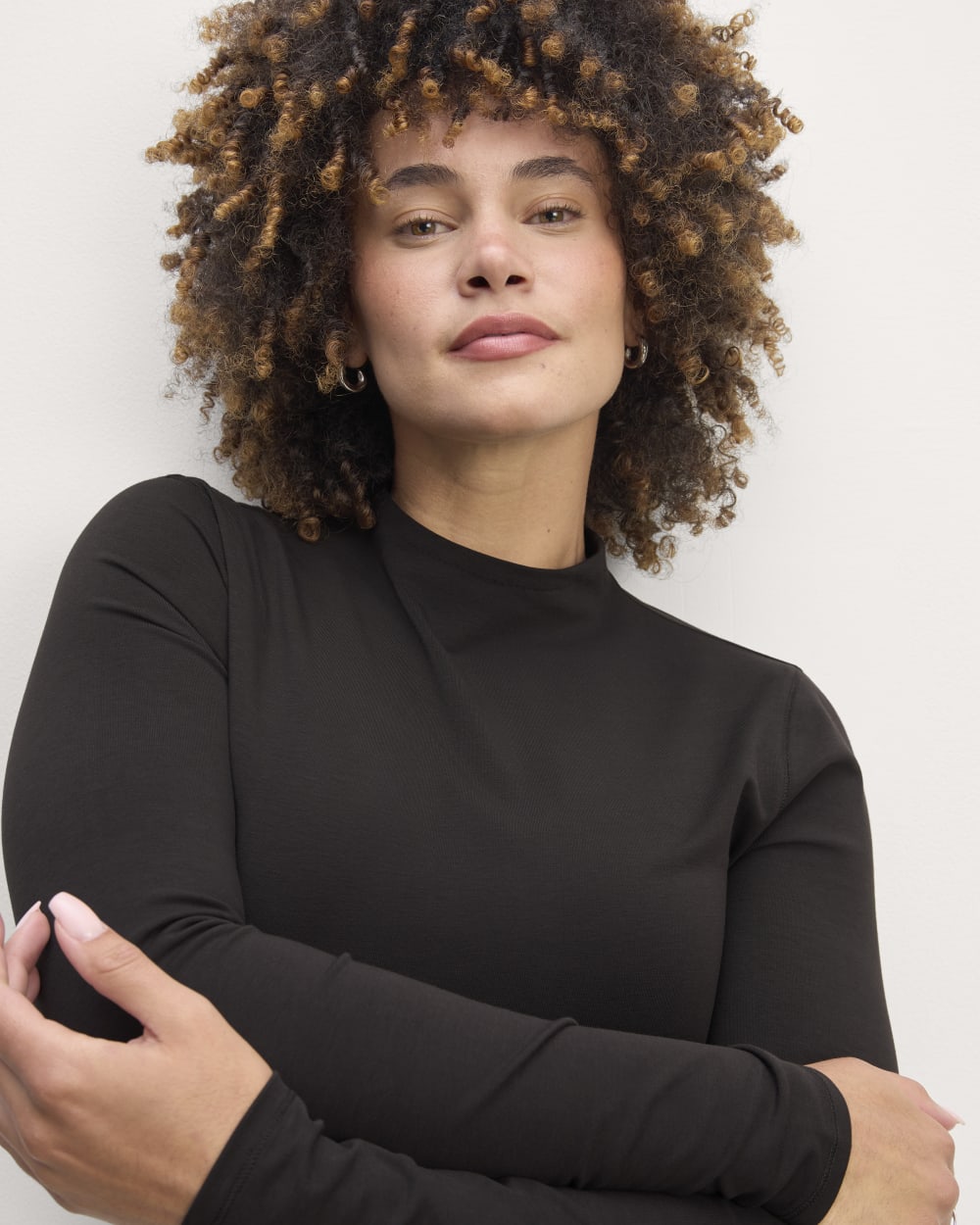 The Form Funnel-Neck Tee | Black